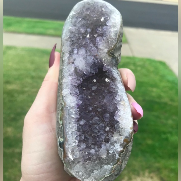 Gorgeous Amethyst Cathedral 💟 - Picture 3 of 6